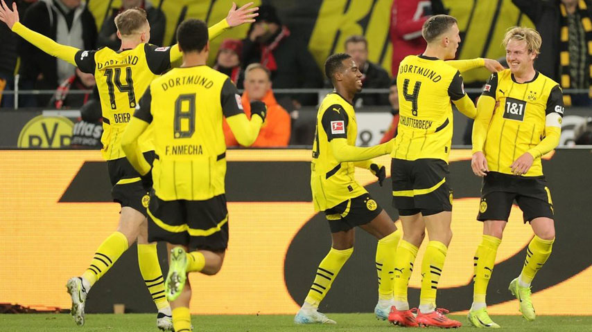 บุนเดิสลีกา : ดอร์ทมุนด์ VS SC Freiburg